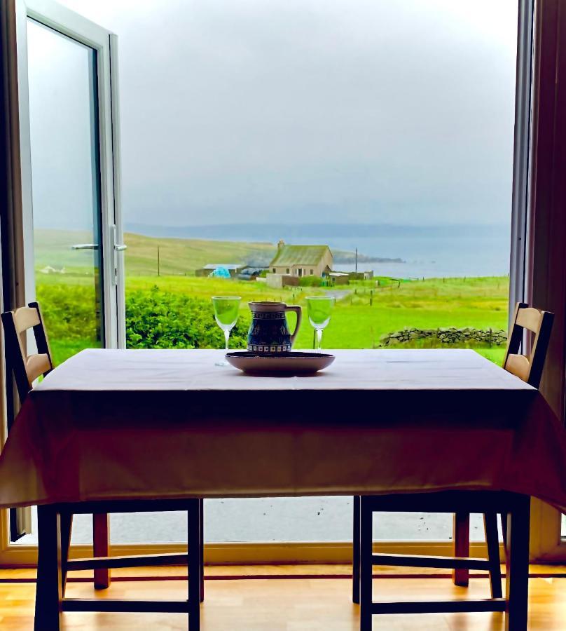 Sea View B & B Ulsta Kültér fotó
